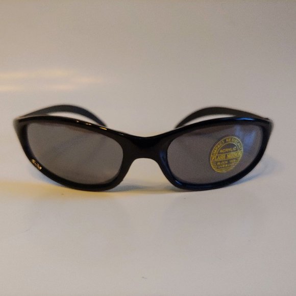 (NWT) Vintage 90's Plastic Oval Sport Wrap Sunglasses (S.Black) - Picture 1 of 4